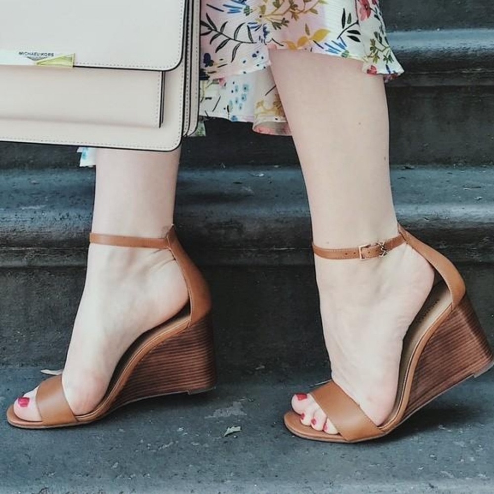 NEW | Michael Kors Fiona Leather Wedges - 7